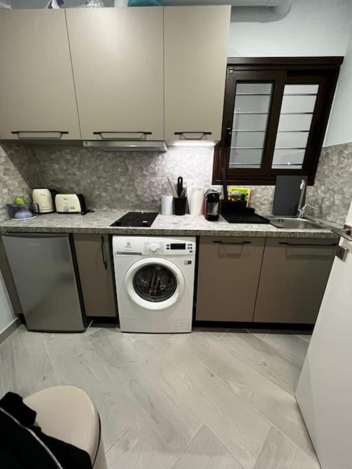 Olivia Luxury Apartment Palio Faliro Атина Екстериор снимка